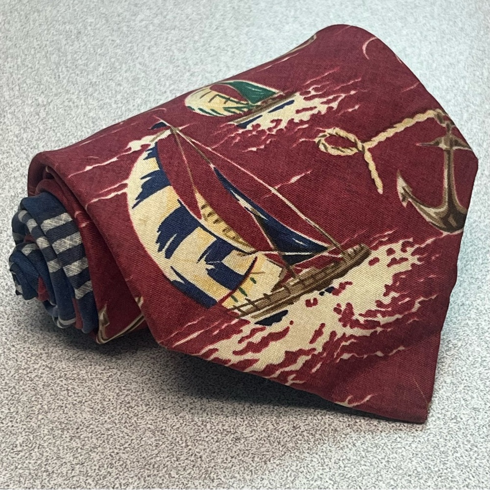 Tommy Hilfiger Vintage Men's Tie Sailboat Nautical 100% Italian Silk